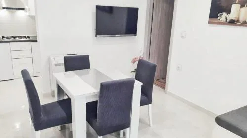Apartment Srima