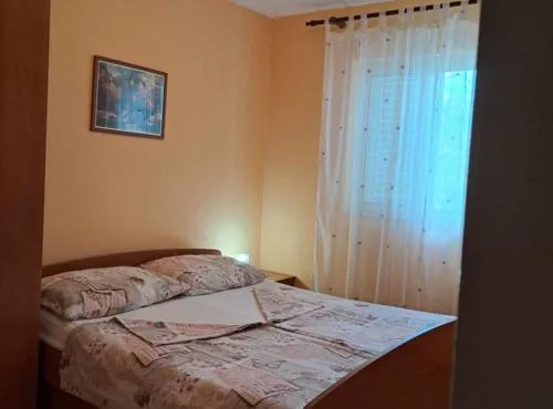 Apartments Dana
