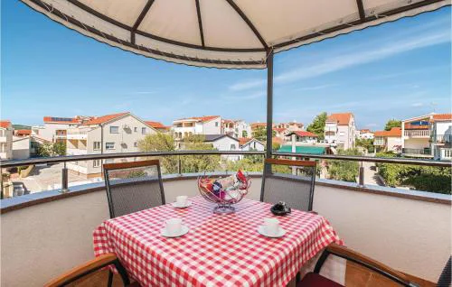 One-Bedroom Apartment In Srima