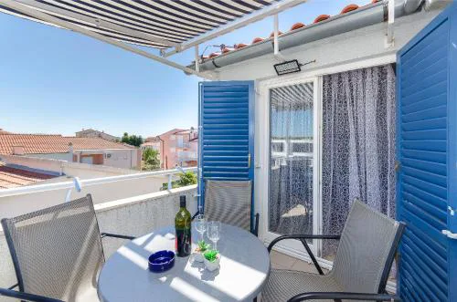 Studio Apartman Luka