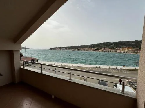APARTMAN 3 Istočna Gomilica