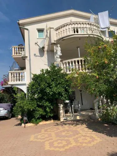 Apartments Adria