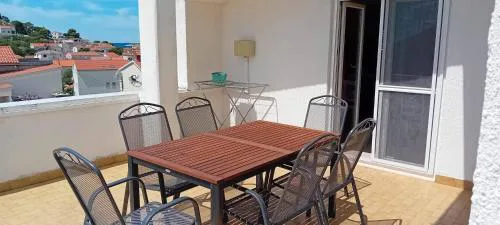 Apartments Alaga