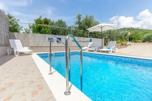 Apartments Mila Family & Pool