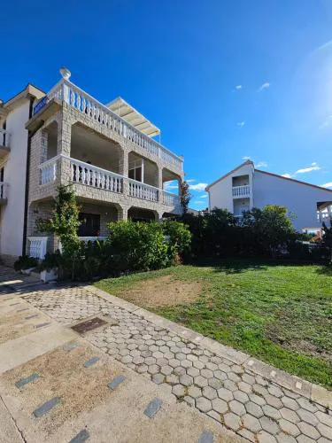 Apartments Nestor