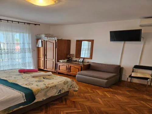 Studio in Tribunj near Seafront and Beaches