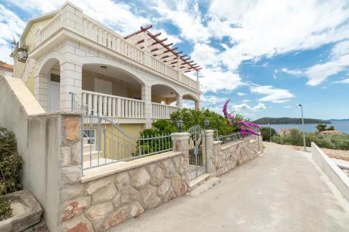 Holiday house with a swimming pool Prizba, Korcula - 199