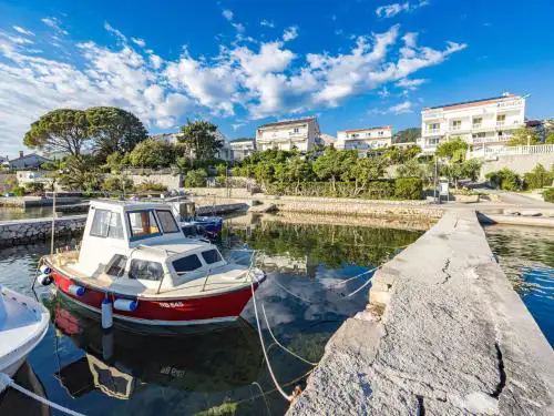 Sea View Apartment in Rab, 500m from beach