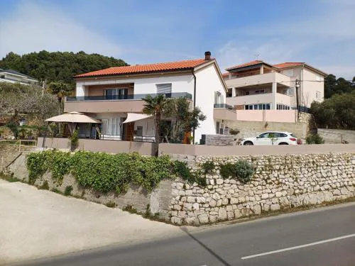 Apartments Jelka