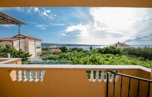 Apartments Makaus