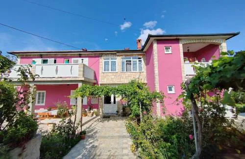 Apartments with parking spaces Mundanije, Rab - 23299