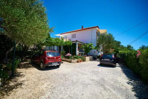 Balen Guest house