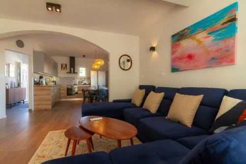 Blue Arb Apartment Rab
