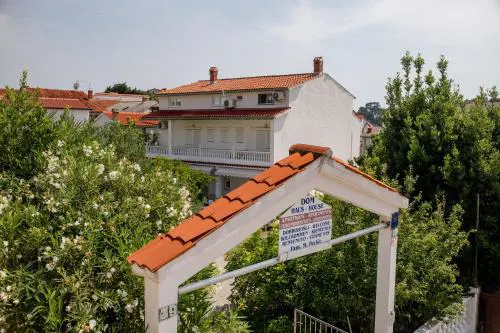 Klimatisierte Ferienwohnung In Palit Mit Pool,3 Großer Terrasse