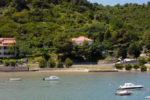 Family friendly seaside apartments Supetarska Draga - Donja, Rab - 2020