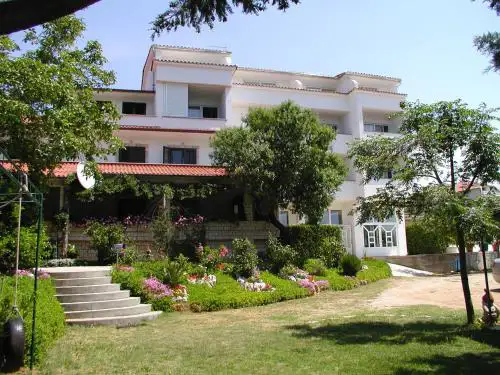 MIRKO DIVING CENTER