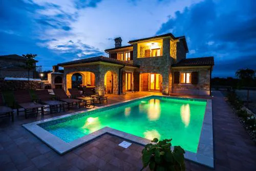 Romantic villa with a large pool and garden in a quiet area - by TRAVELER tourist agency Krk ID 2158