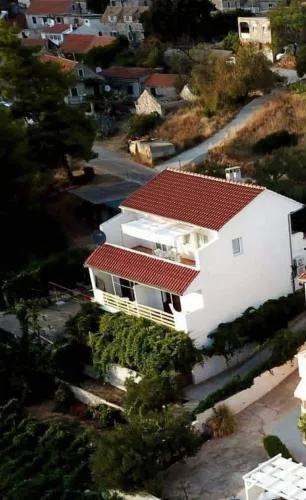 Apartments with parking space Ivan Dolac, Hvar - 22459