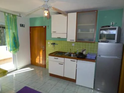Beachfront Apartments Pla a - Two Bedroom Apartment A2