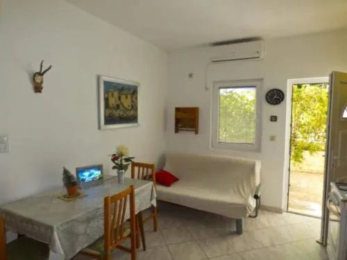 Beachfront Apartments Pla a - Two Bedroom Apartment A4