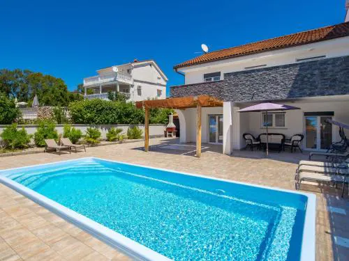 Holiday Home Villa Mira by Interhome