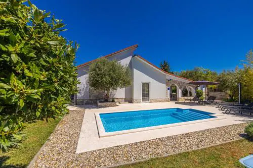 Holiday house KAI with private pool