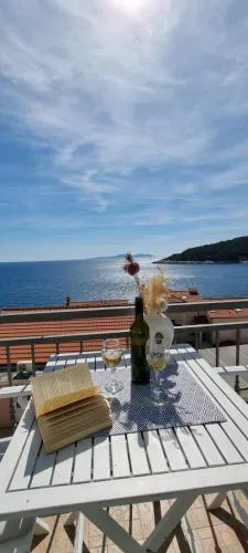 Matea Apartments Milna