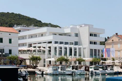 Hotel Preko Ugljan Island, Curio Collection By Hilton