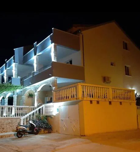 Apartments Dobrila