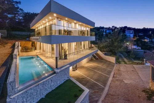 Beautiful Villa Estate da Noi with a pool in Hvar