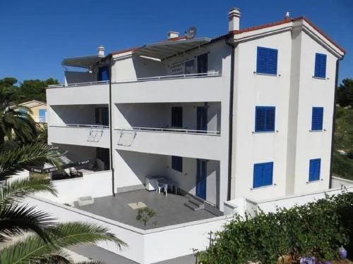 Apartment Goran