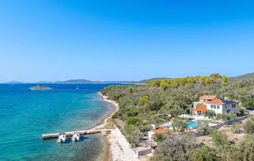 Villa Lara