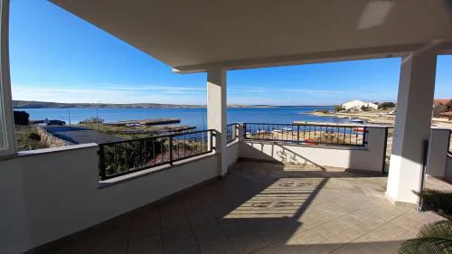 Apartment in Kustici with sea view, terrace, air conditioning, WiFi (3597-4)