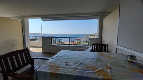 Ferienwohnung in Kustici mit Meerblick, Balkon, Klimaanlage, W-LAN (3597-3)