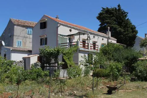 Apartments with parking space Veli Losinj, Losinj - 8060
