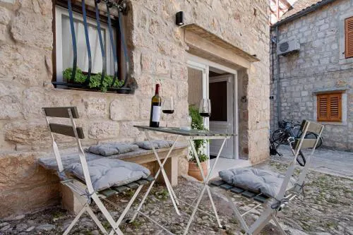 Apartment Kirinkin