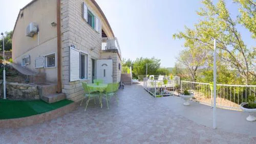 Apartment Mirjana