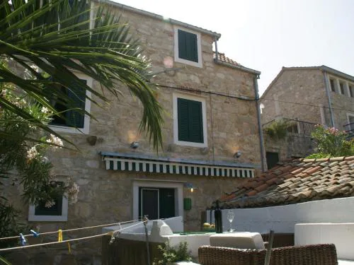 Traditional house with two apartments