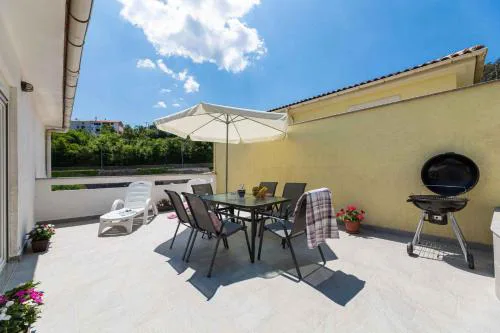Apartment in Vrbnik - Insel Krk 13610