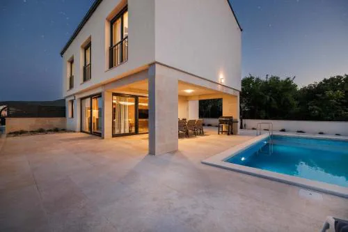Holiday house with a swimming pool Vrbnik, Krk - 24526