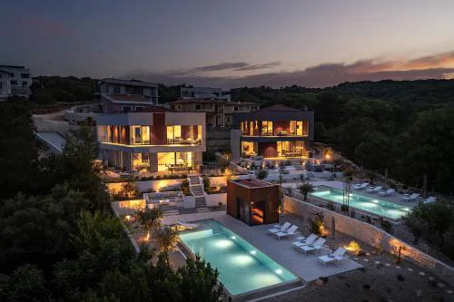 Luxusvilla Manatis mit Pool