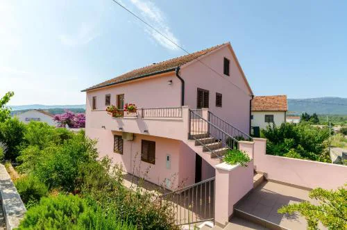 Apartment Lavcevic