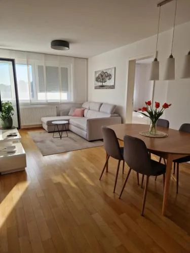 Apartman Malmar One
