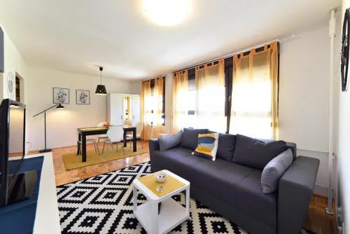 Apartment Place4U