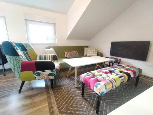 Apartment Sitar