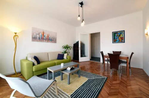 Apartment Sunny