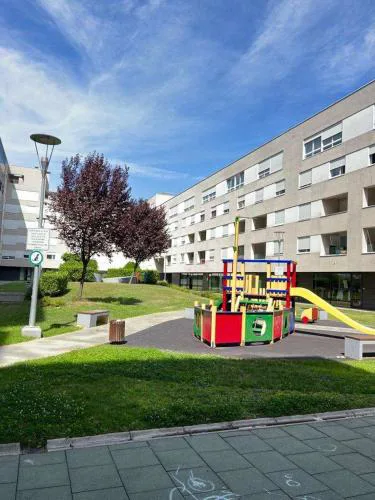 Apartments with WiFi Zagreb - 23412