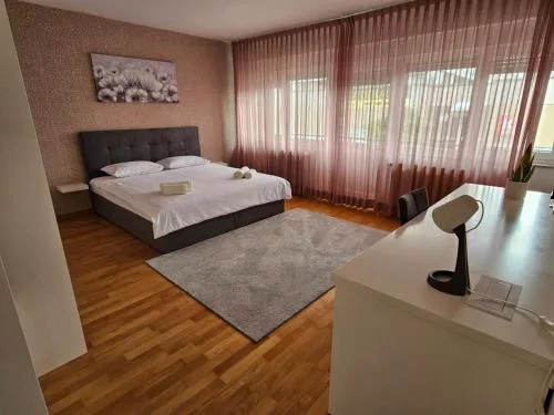 Comfort Rooms Remiza - Free Private Parking - Self check-in