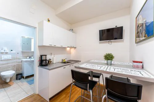 Flex SelfCheckIns 153 - Zagreb - 2 Bedrooms - Parking - Centre