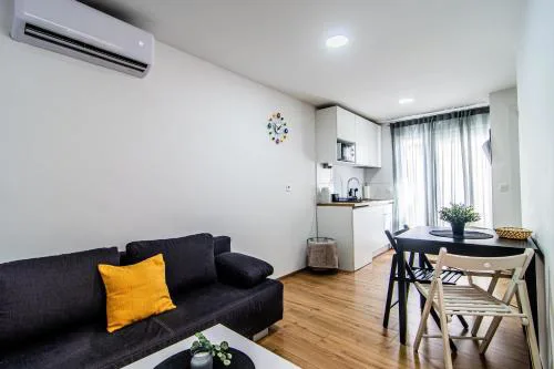 Flexible SelfCheckIns 106 - Zagreb - City Centre - Loggia